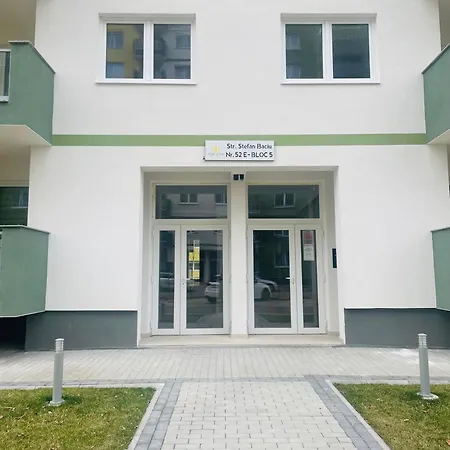 Апартаменти In The *